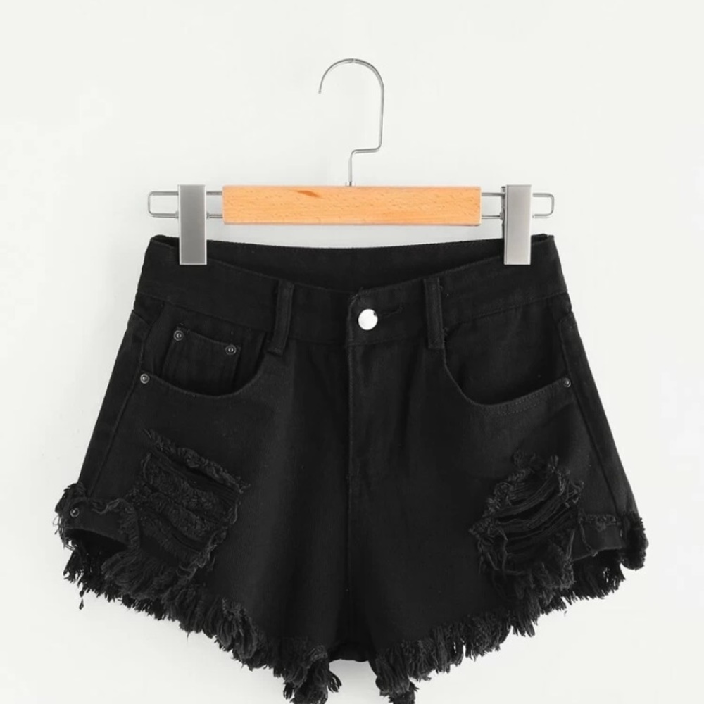 New SHEIN distressed High-Rise Shorts